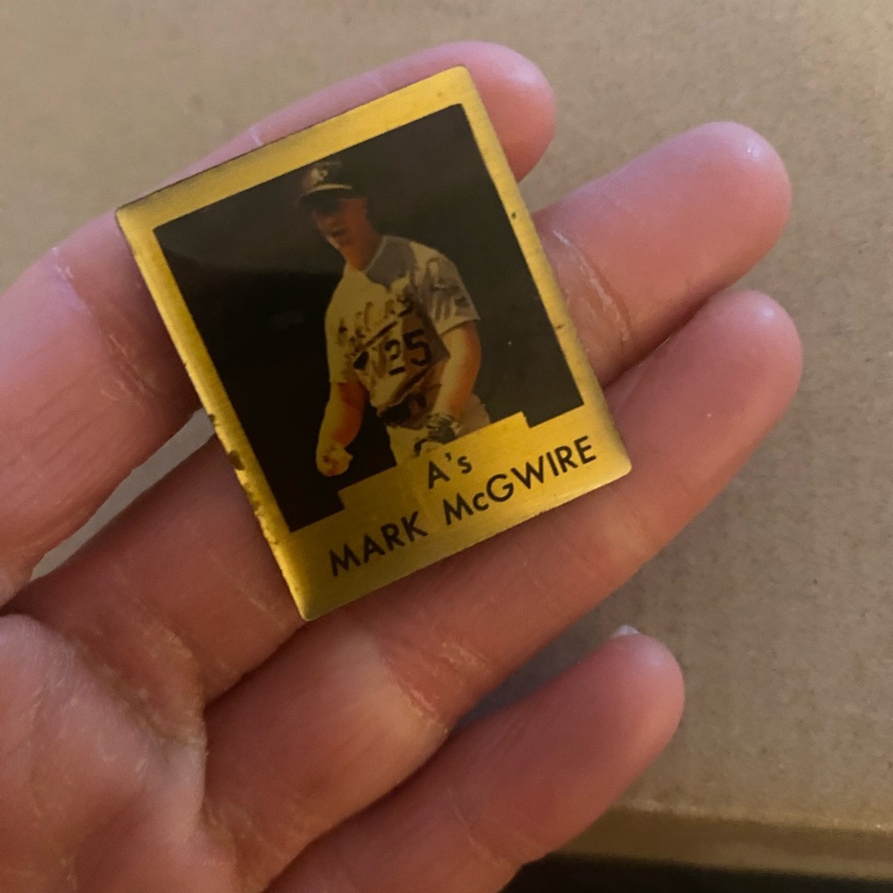 Authentic 91’ McGwire Pin